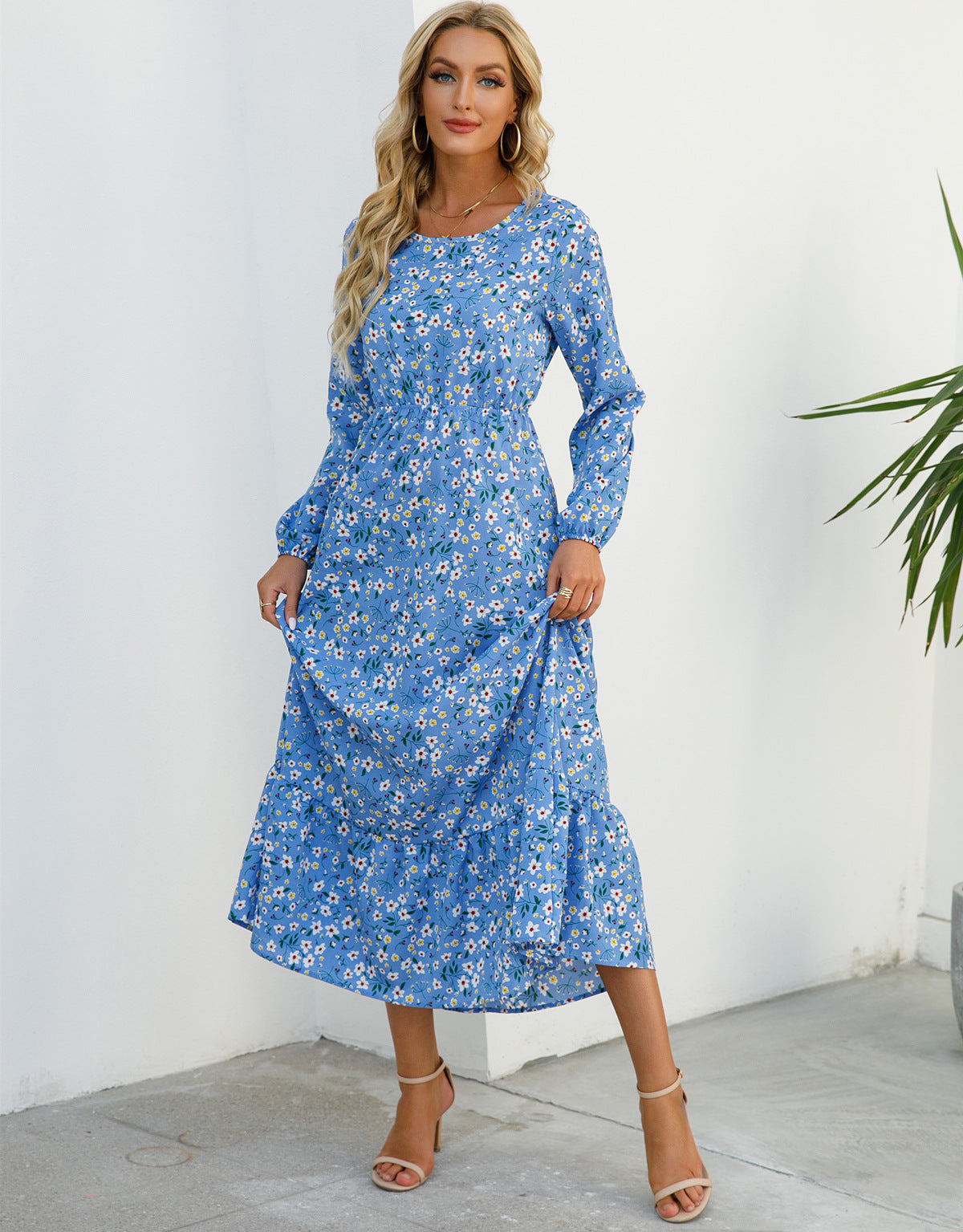 Graceful Round Neck Floral Dress