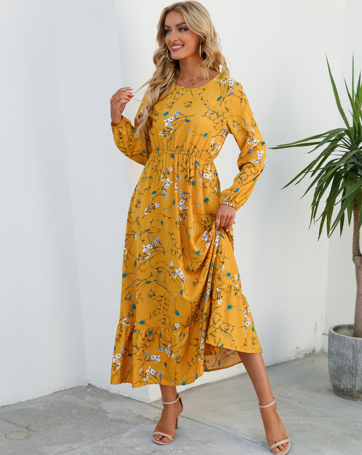 Graceful Round Neck Floral Dress